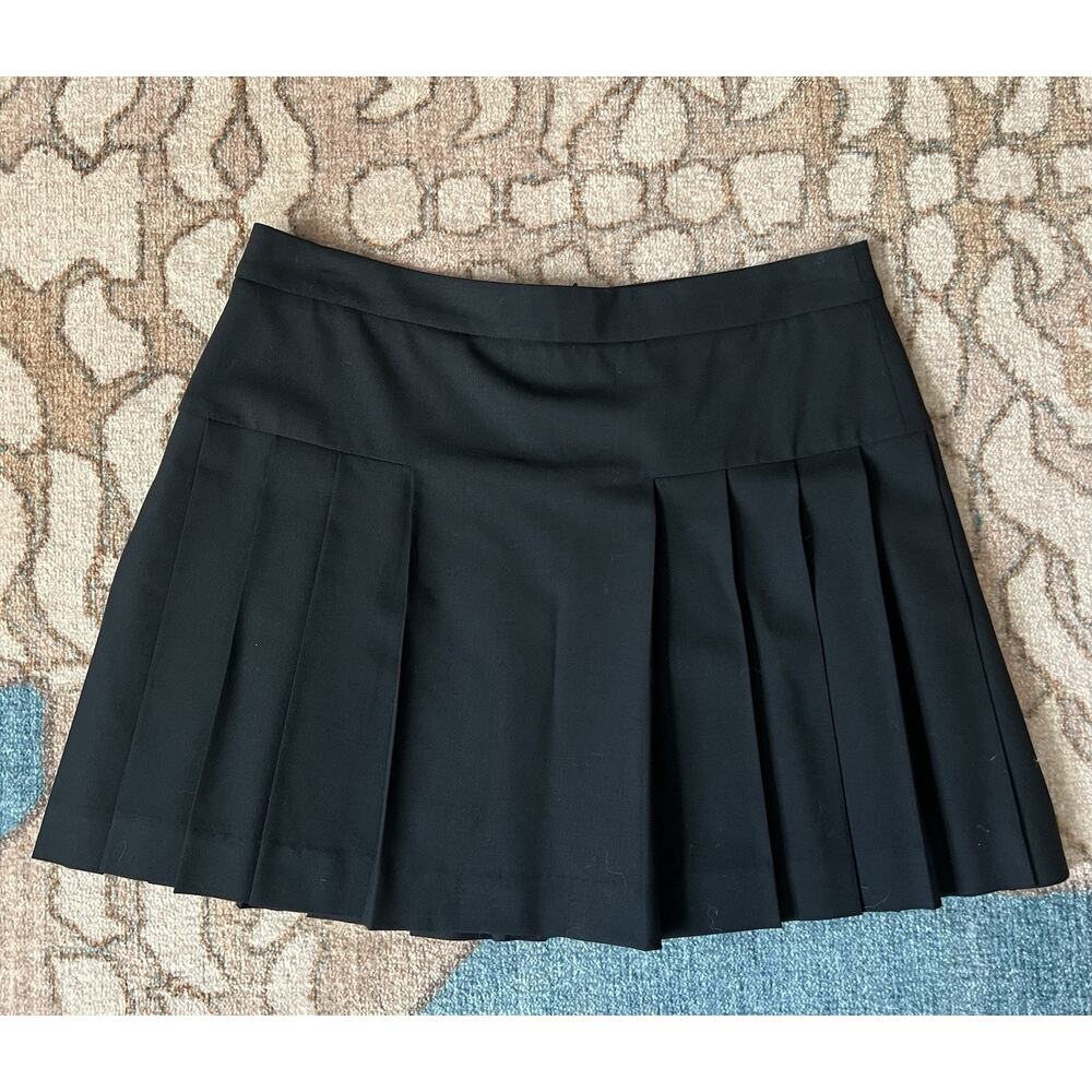 THEORY Women's Black Wool Levia Tailor Fabric Pleated Mini Skirt Sz 2 NWT - Picture 2 of 9